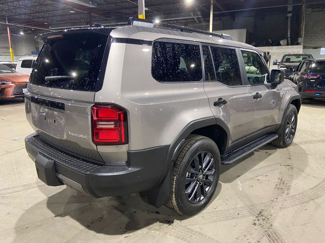 Toyota Prado Adventure 4.0L 2024 TOYOTA LAND CRUISER 250 i-FORCE MAX HYBRID PREMIUM 2.4L TURBO 4WD 5-SEATER AUTOM