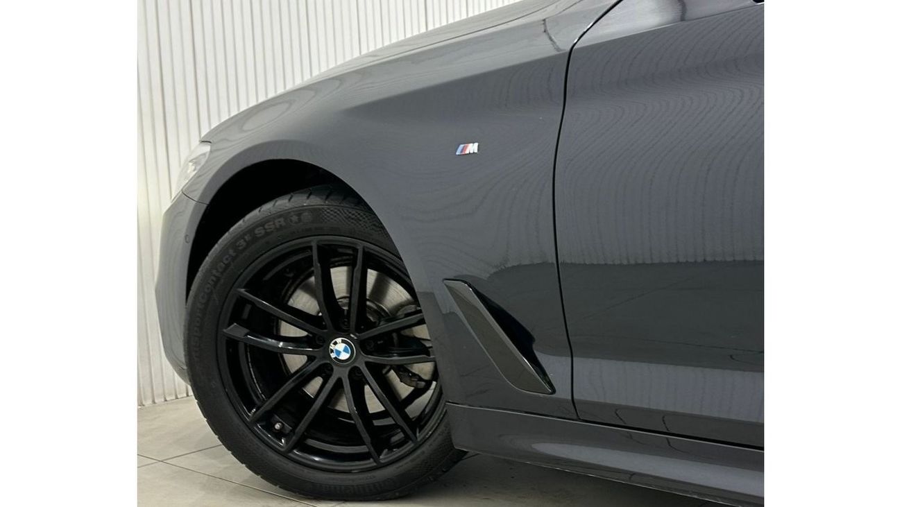 بي أم دبليو 520i M سبورت 2019 BMW 520i M-Sport, Warranty, Full BMW Service History, Full Options, GCC