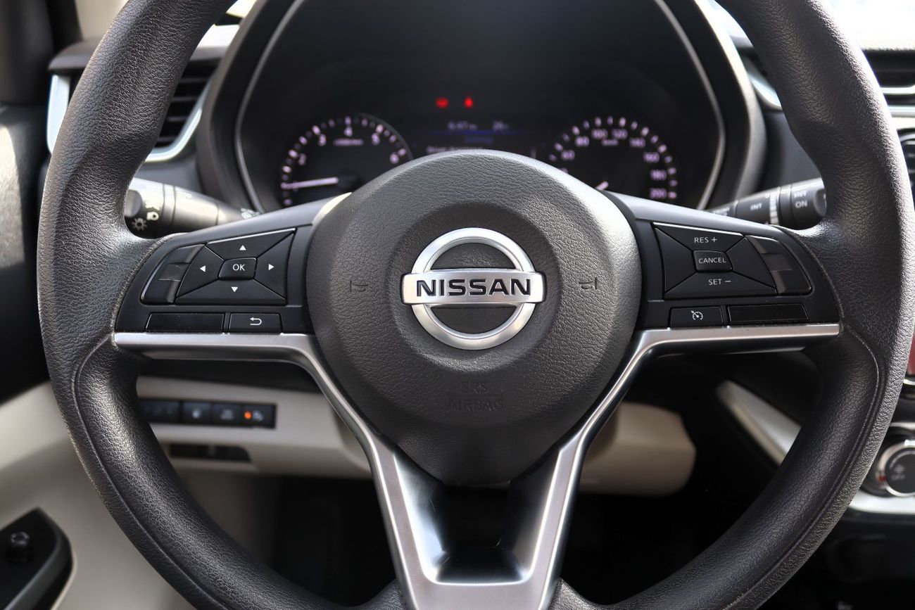 نيسان إكستيرا SE 2.5L RWD