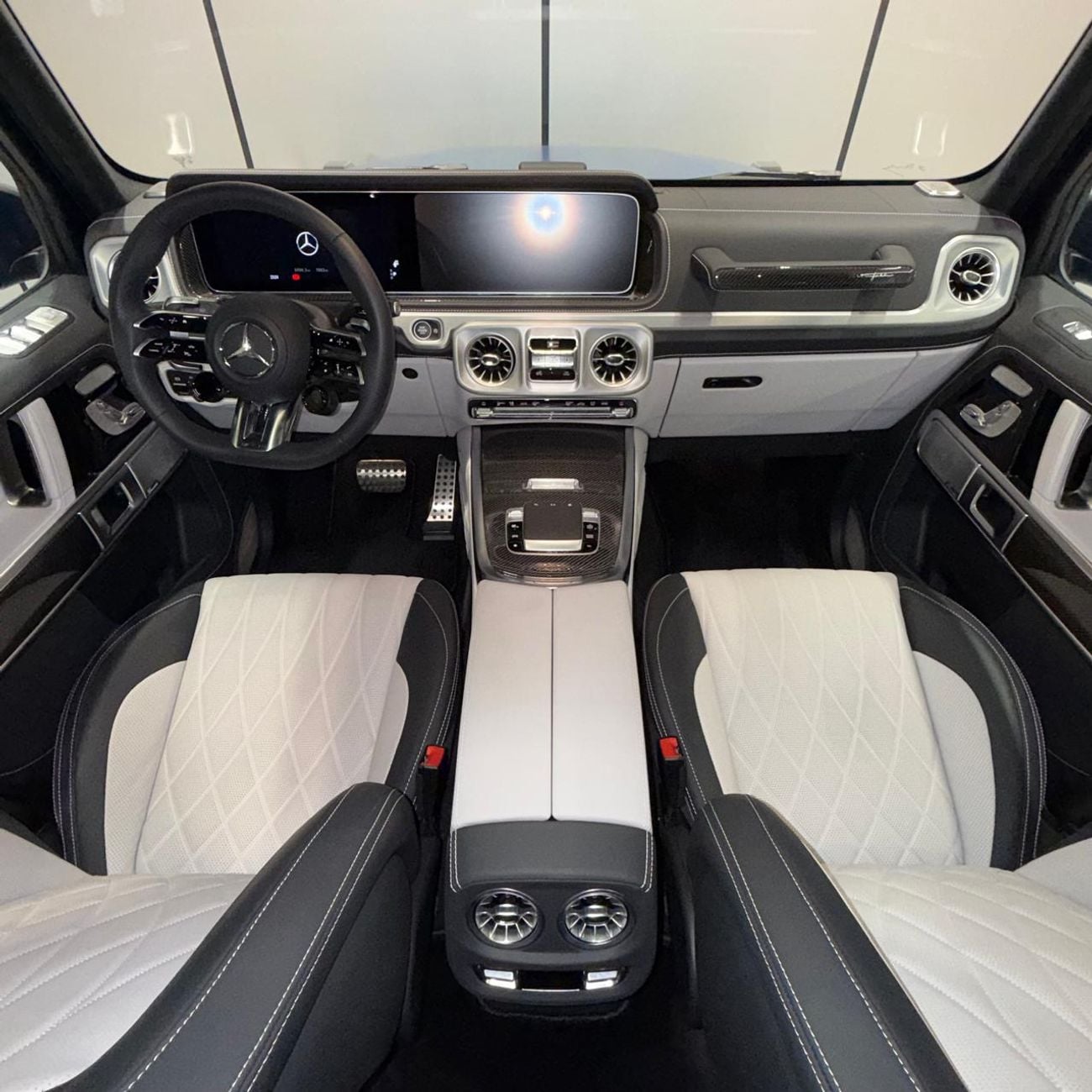 Mercedes Benz G63 AMG STANDARD | Japan Specs