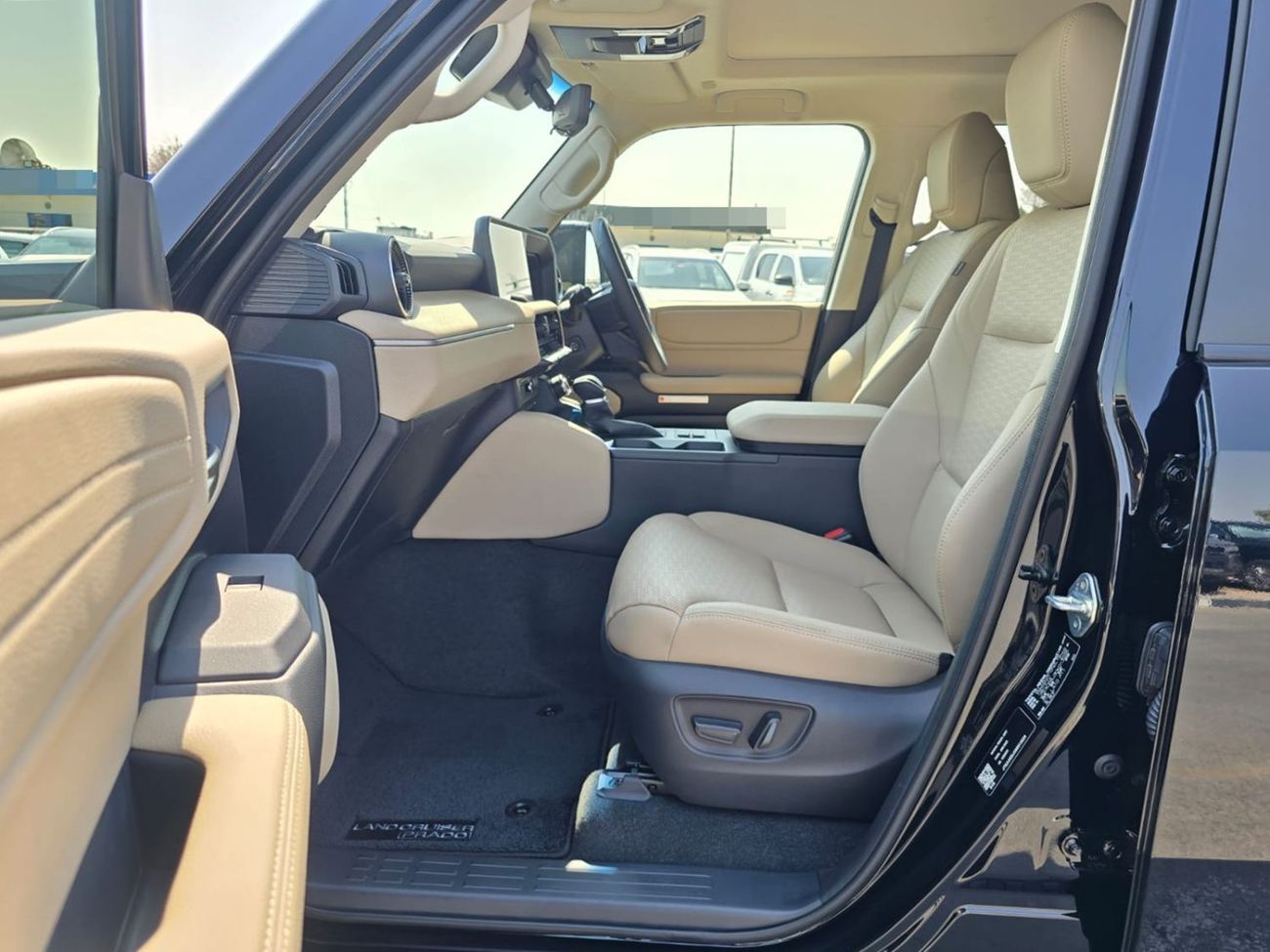 تويوتا لاند كروزر TOYOTA LAND CRUISER PRADO BRAND NEW SUV RHD 2025 MODEL 2.8 L DIESEL AUTOMATIC(PM13226)