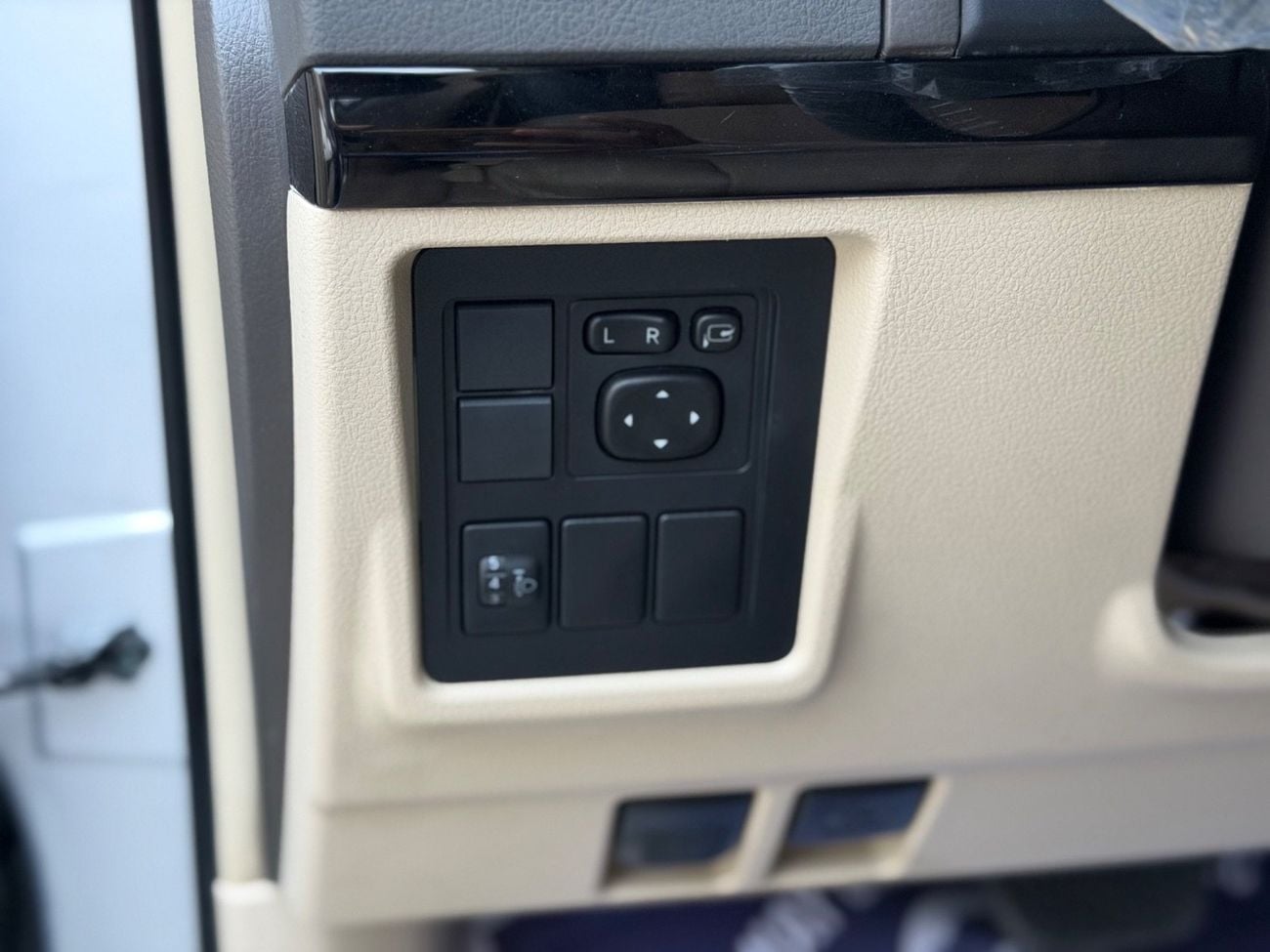 Toyota Prado GXR 2.7L (160 HP) 4WD