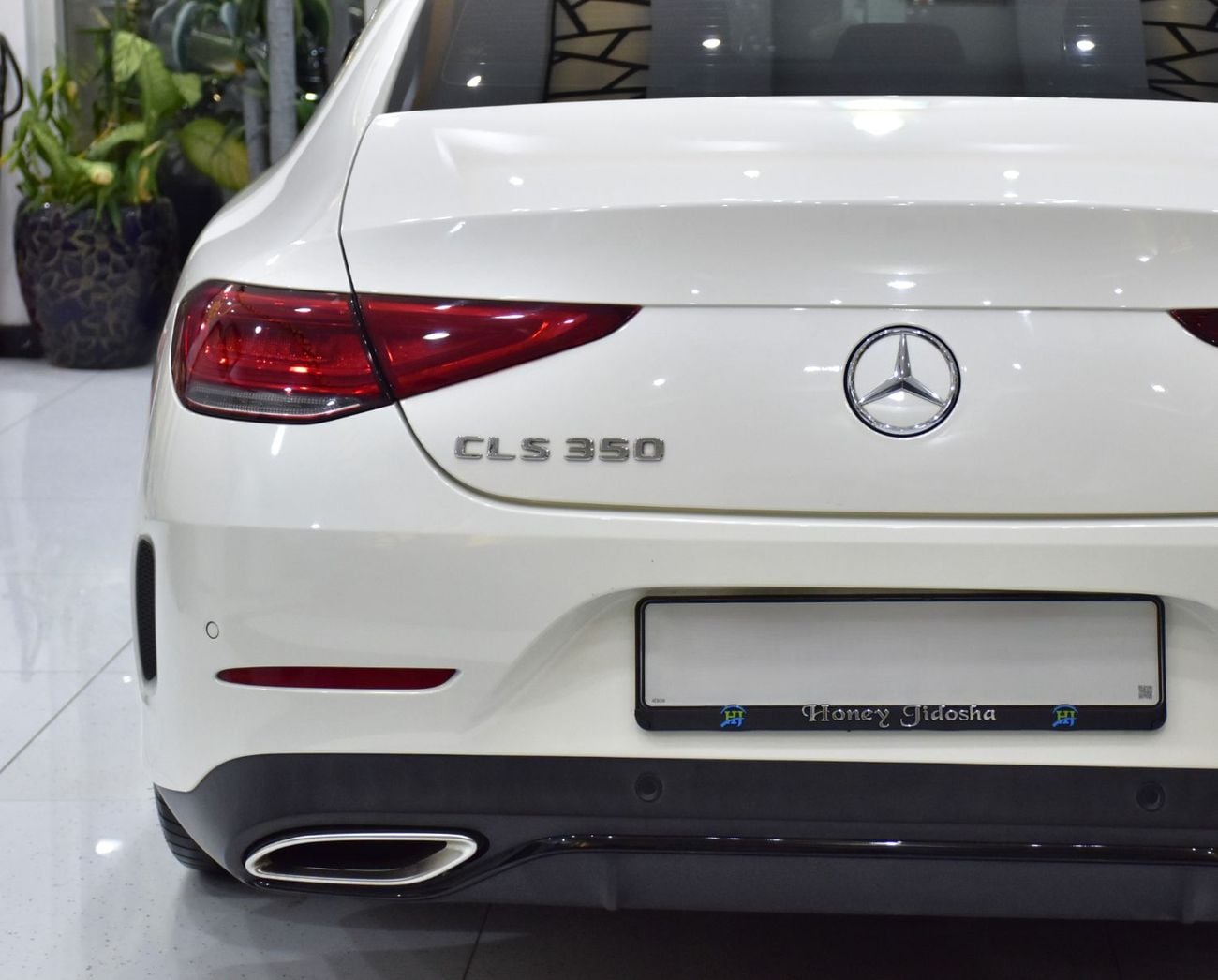 Mercedes Benz CLS350 AMG EXCELLENT DEAL for our Mercedes CLS350 ( 2019 Model ) in White Color GCC Specs