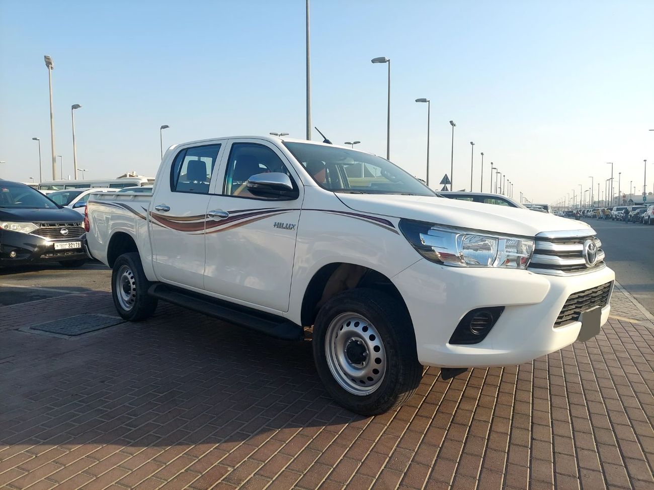 Toyota Hilux DC 2.4L 4WD DIESEL AUTOMATIC TRANSMISSION