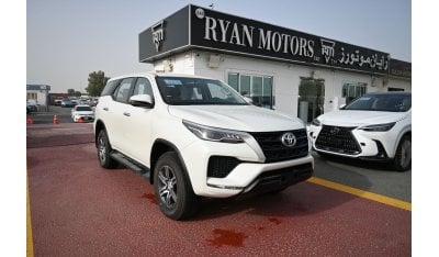 Toyota Fortuner Toyota Fortuner GX 2.7L Petrol, SUV, RWD, 5 Doors, Cruise Control, Rear Camera, DVD, Rear wheel Driv