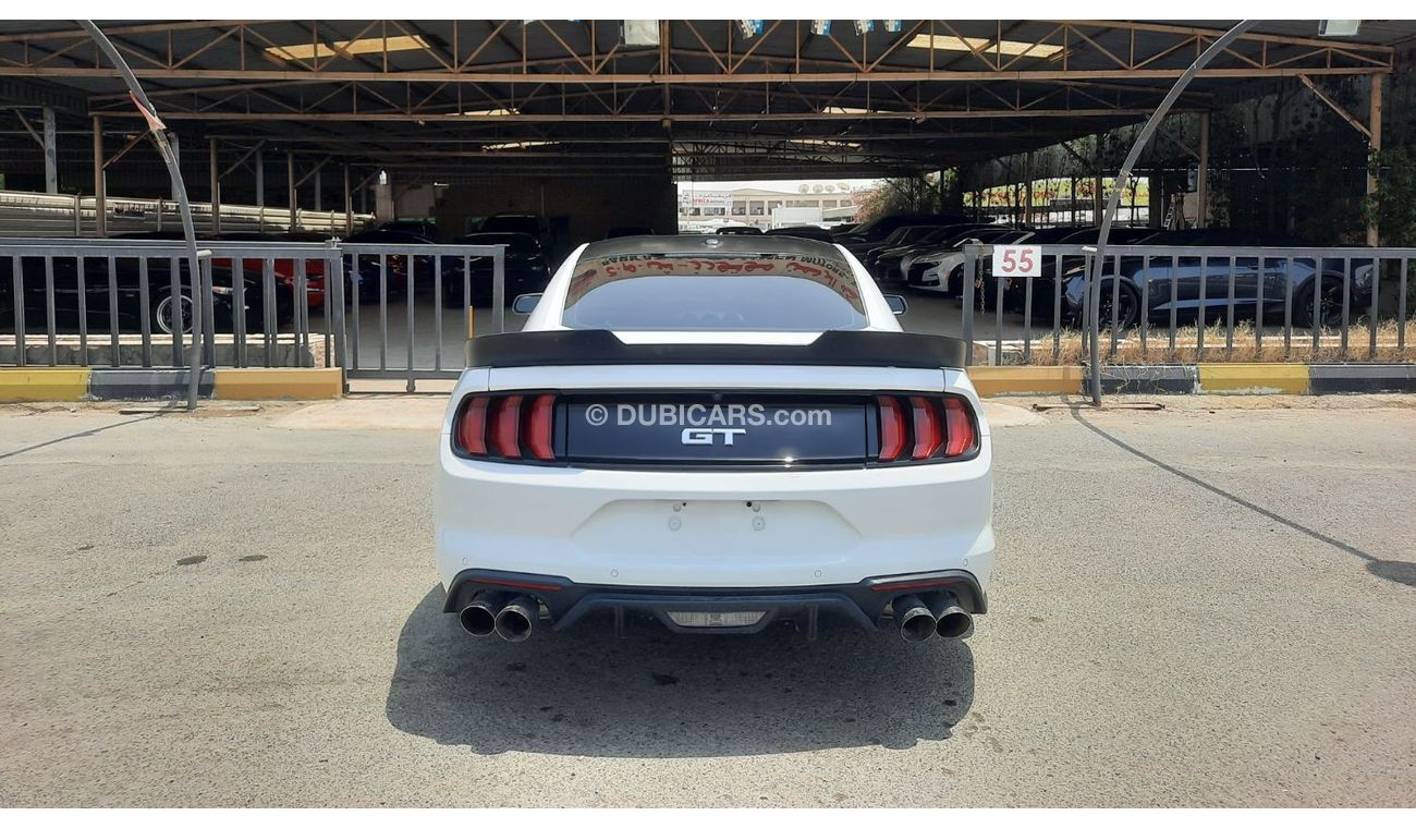 Ford Mustang GT Premium Ford mustang 2109 v8 gt full option