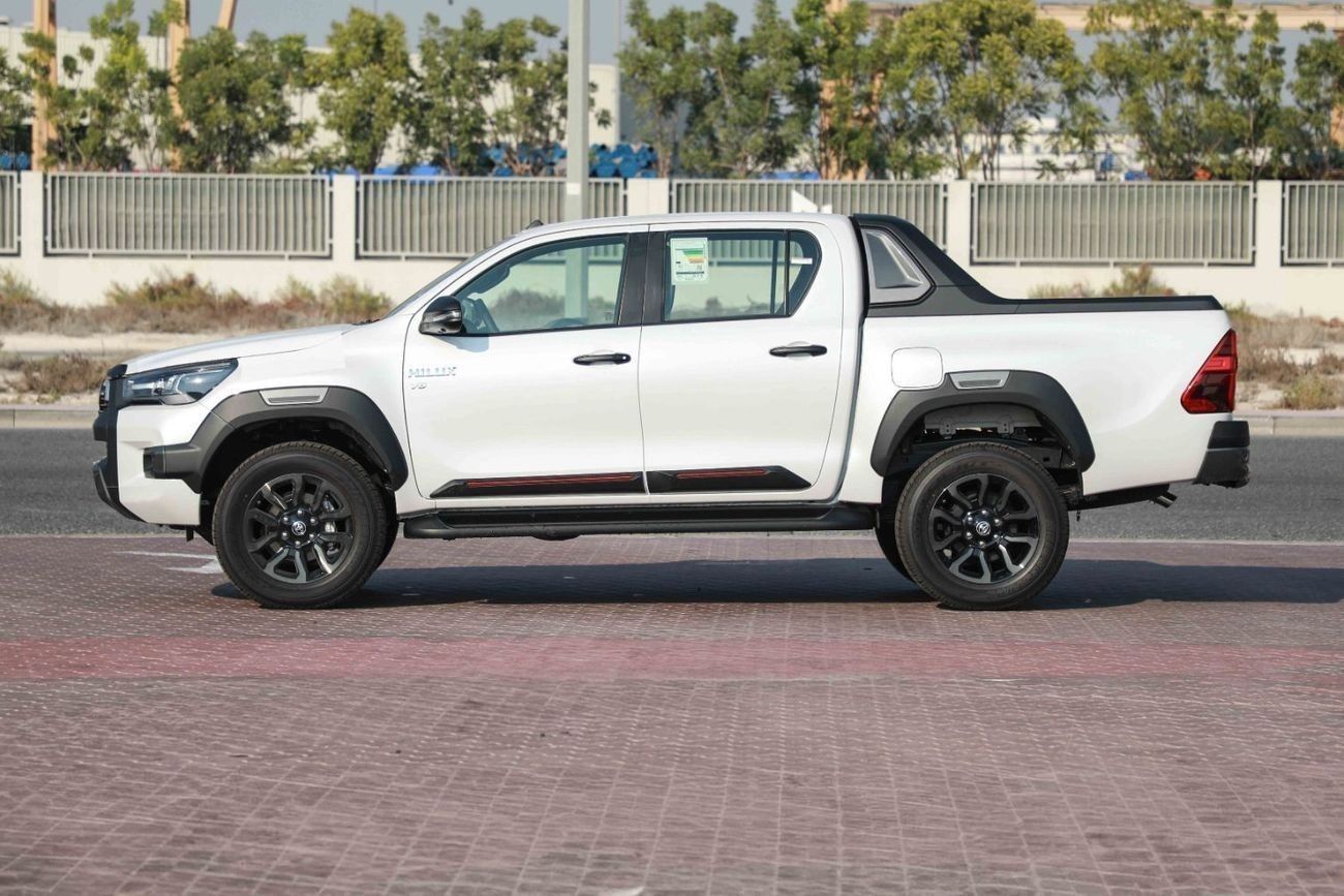 Toyota Hilux 2025 TOYOTA HILUX ADVENTURE 4.0 - PLATINUM WHITE PEARL inside BLACK | Export Only