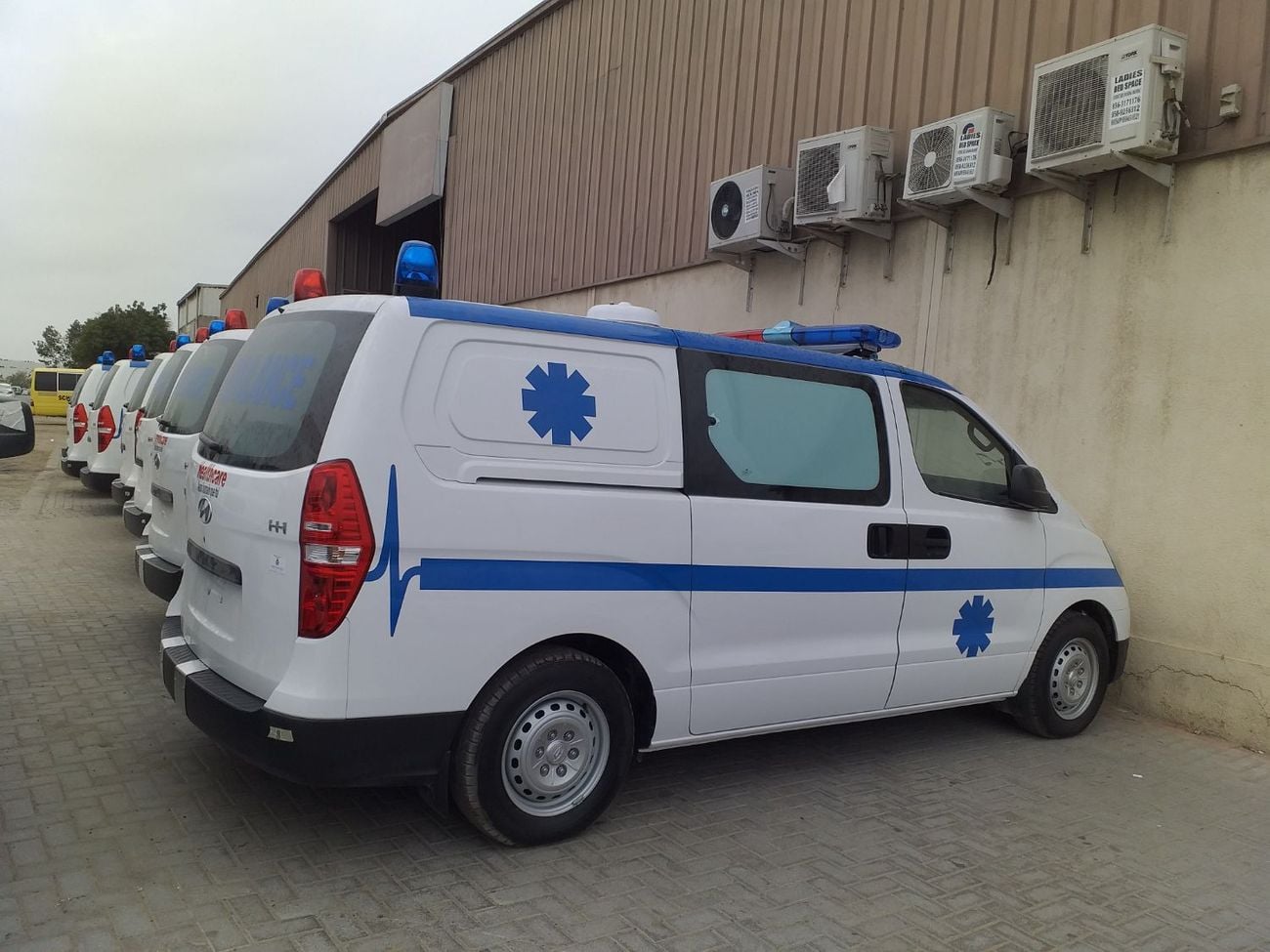 Hyundai H-1 2026 Hyundai H1 (Ambulance)