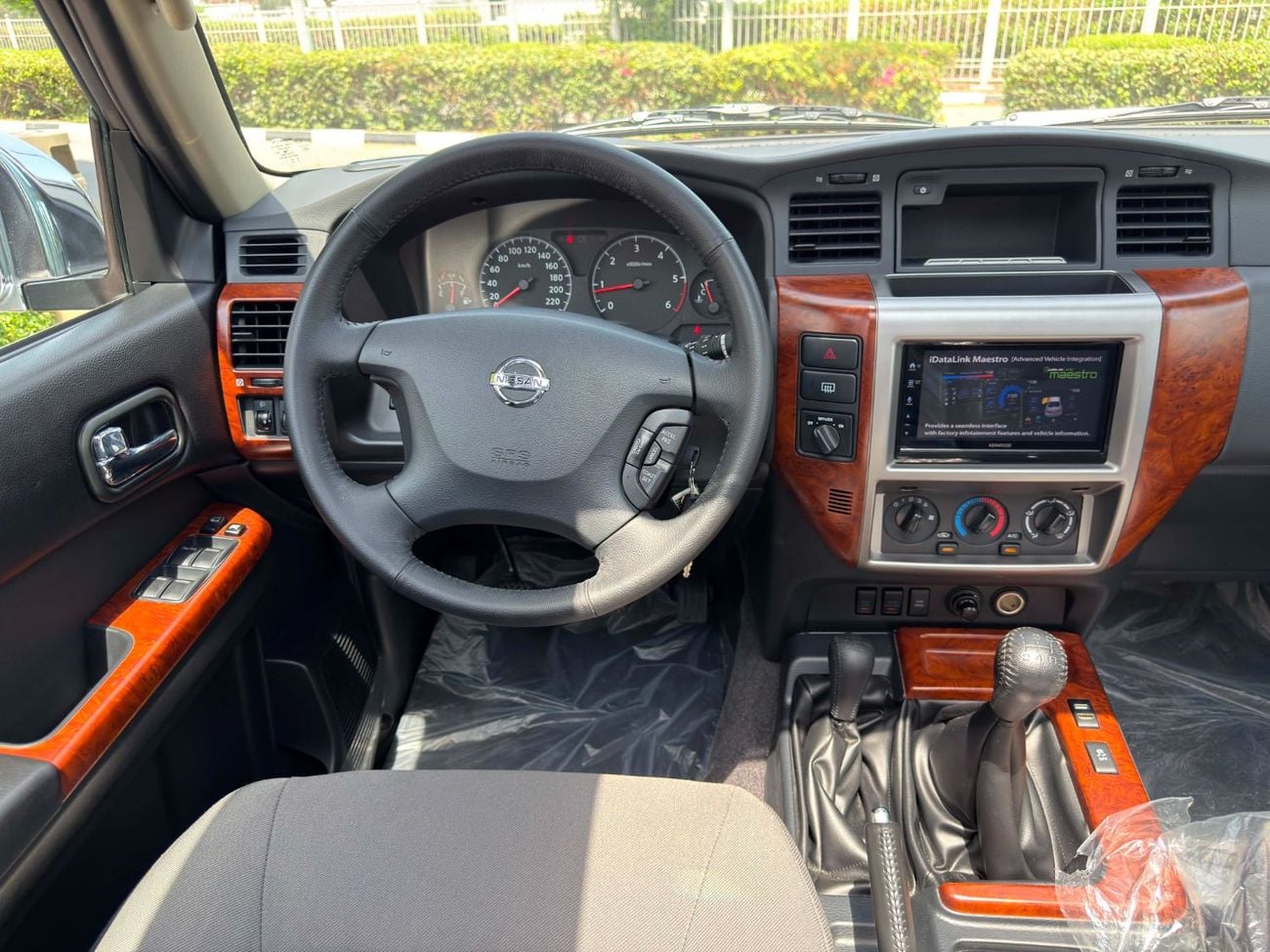 Nissan Patrol SUPER SAFARI HT **2024**GCC SPEC NEAT AND CLEAN