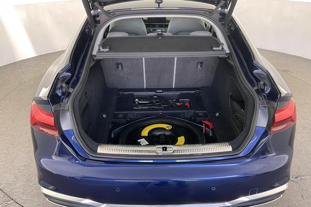 أودي A5 40 TFSI S-Line | National Day Celebration | شامل الضمان | 0 ﺪﻔﻋﺓ ﺃﻮﻟﻯ