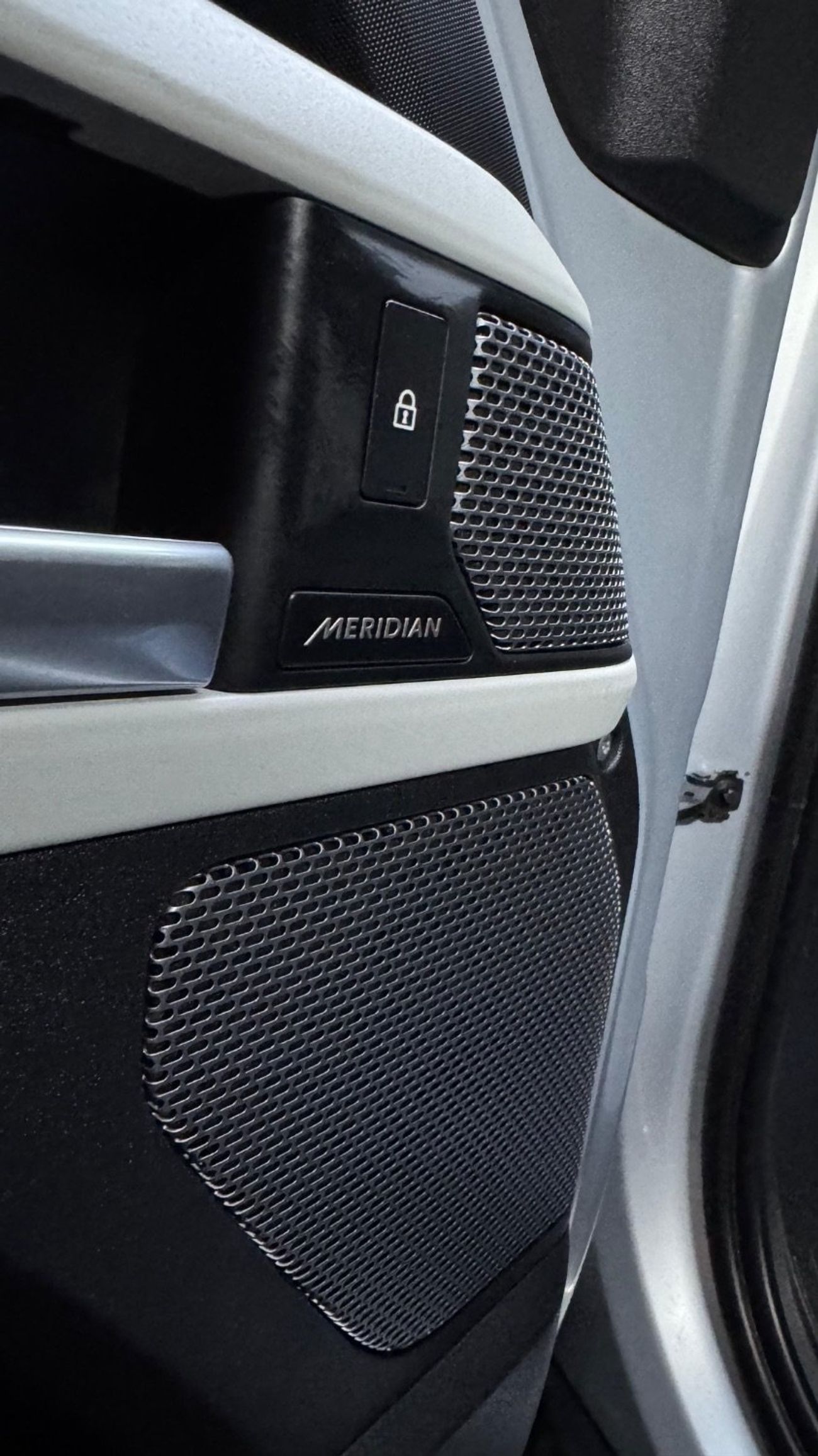 Land Rover Defender Export from Australia