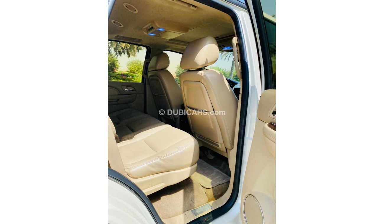 كاديلاك إسكالاد كاديلاك اسكاليد 2011 فل ابشن خليجي بحاله ممتازه بدون حوادث