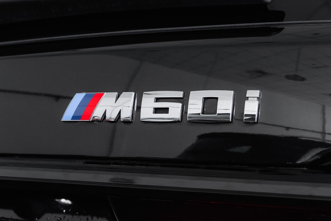 BMW X7 xDriveM60i (6 Seats)