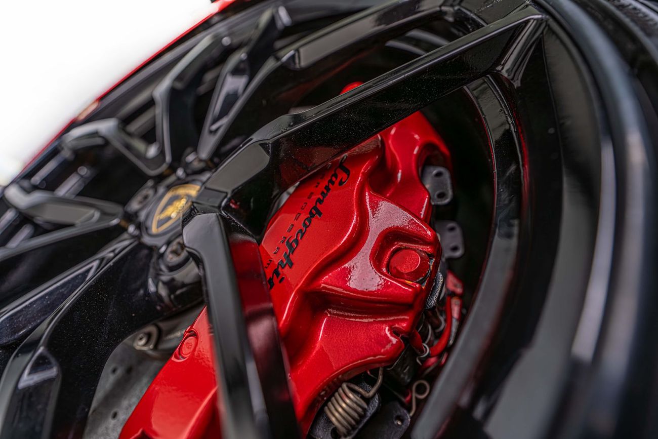 Lamborghini Huracan LP 610-4-1 OF 1 Custom Made Super Car-Two Tone Color Split Faded Exterior Color