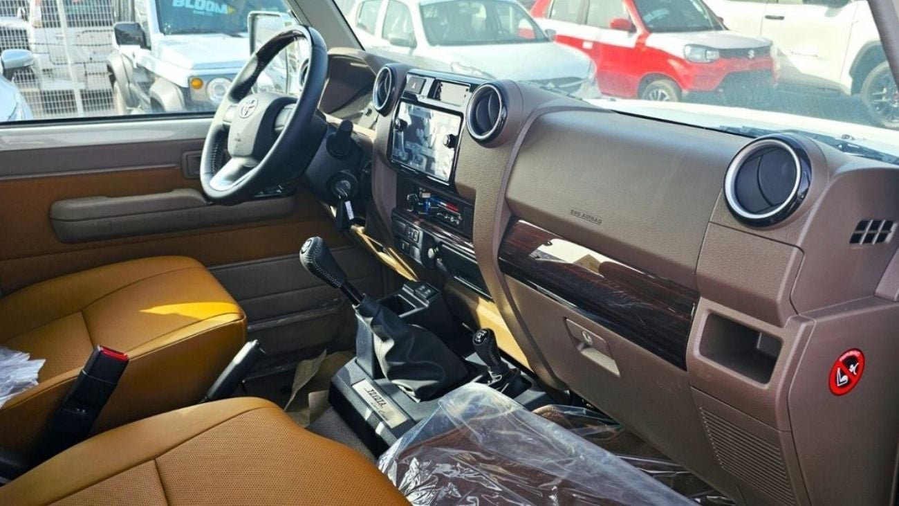Toyota Land Cruiser Pick Up Toyota Landcruiser 70Series LX V8 4WD 4 DOORS PICKUP(EXPORT &LOCAL)