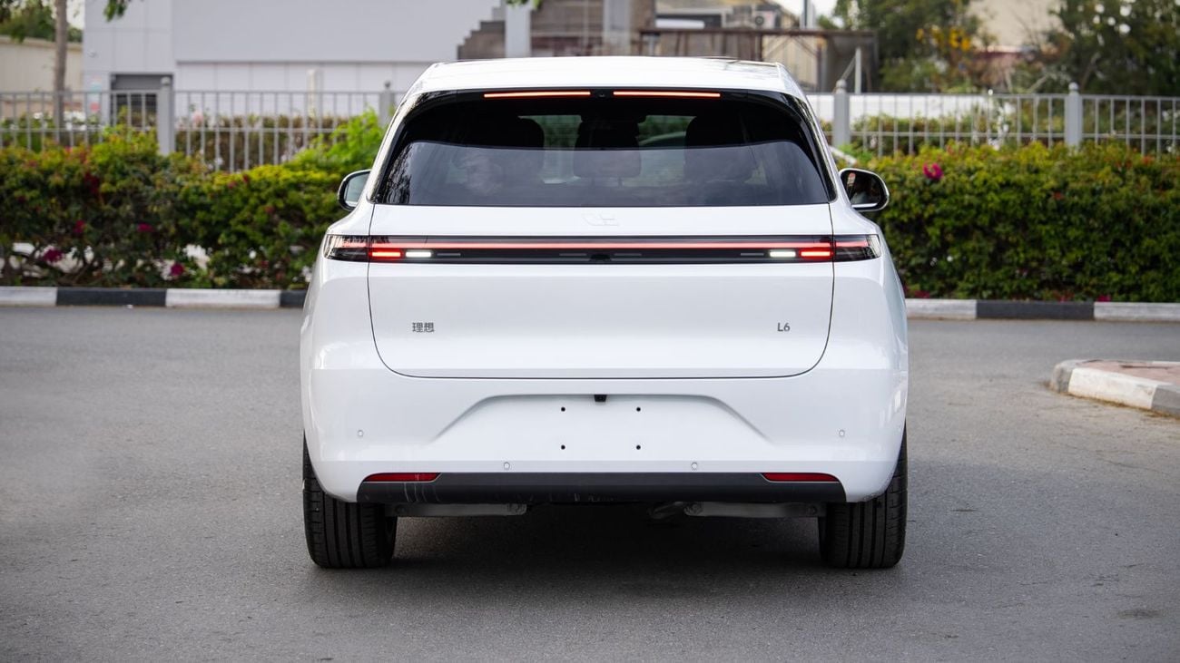 Li Auto L6 Max 1.5L - White Inside Orange | Export Only