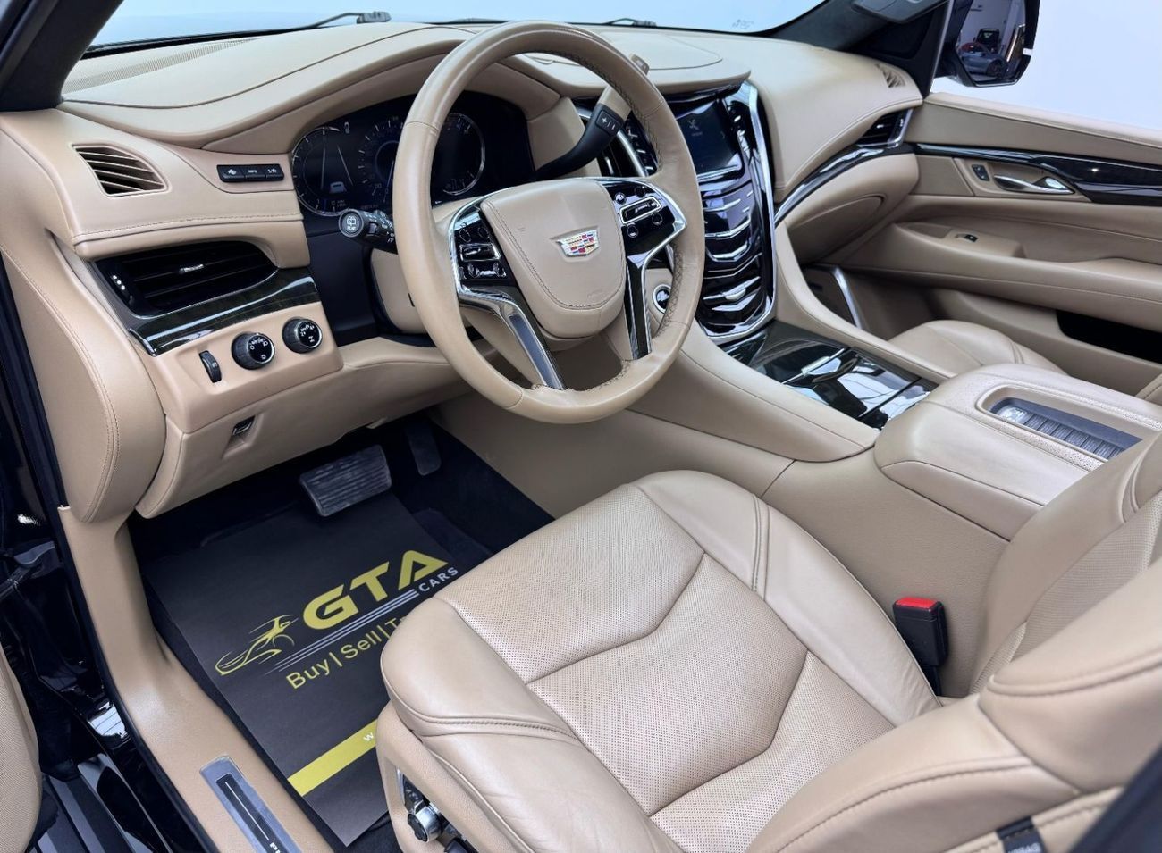 كاديلاك إسكالاد 2020 Cadillac Escalade Platinum, Warranty, Full Cadillac Service History, 8 Seater, Fully Loaded GCC