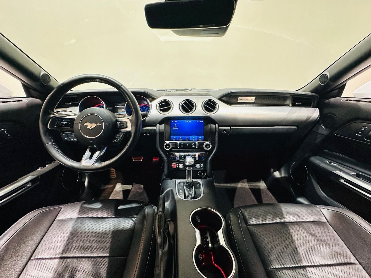 Ford Mustang STD