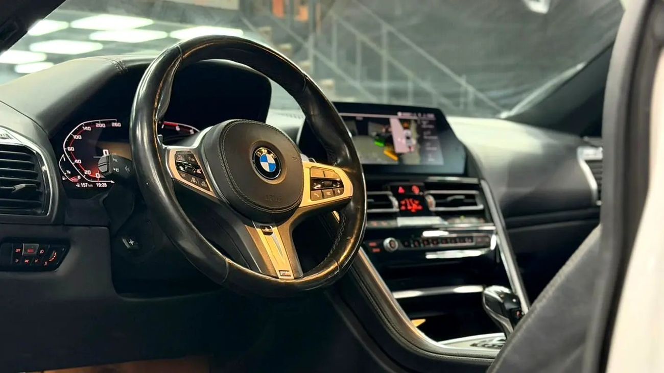 BMW M850i xDrive 4.4L