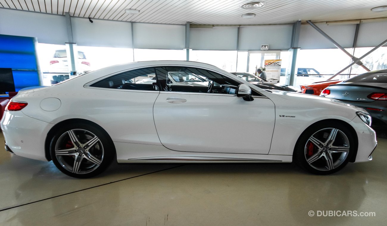 Mercedes-Benz S 63 AMG Coupe 4 Matic