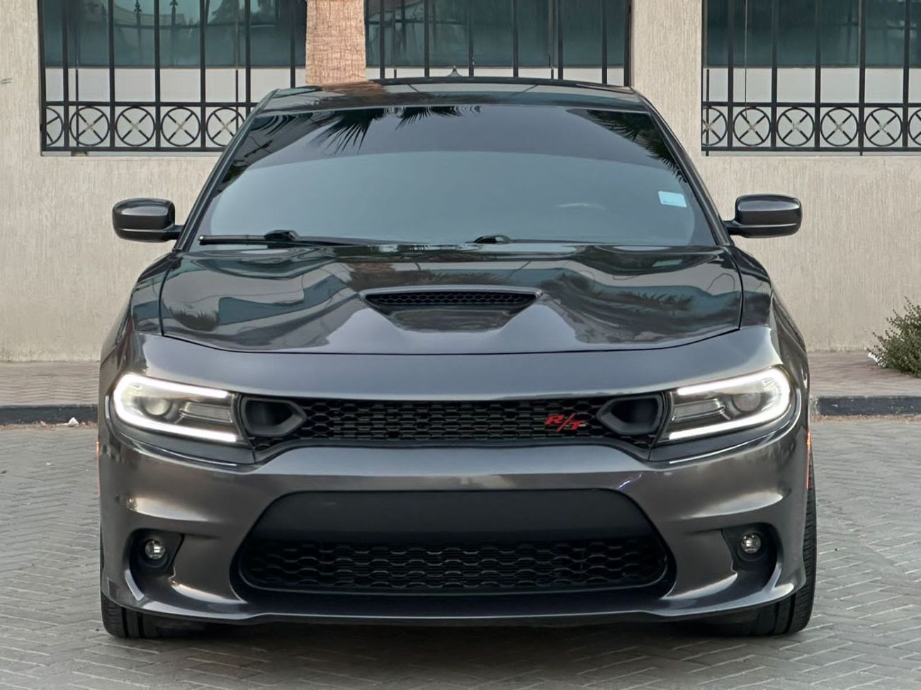 دودج تشارجر 5.7L R/T دودج تشارجر  R/T موديل: 2019 ممشى : 119,000 كم مطلوب: 58,000 درهم وارد امريكا   8 سلندر ، 5