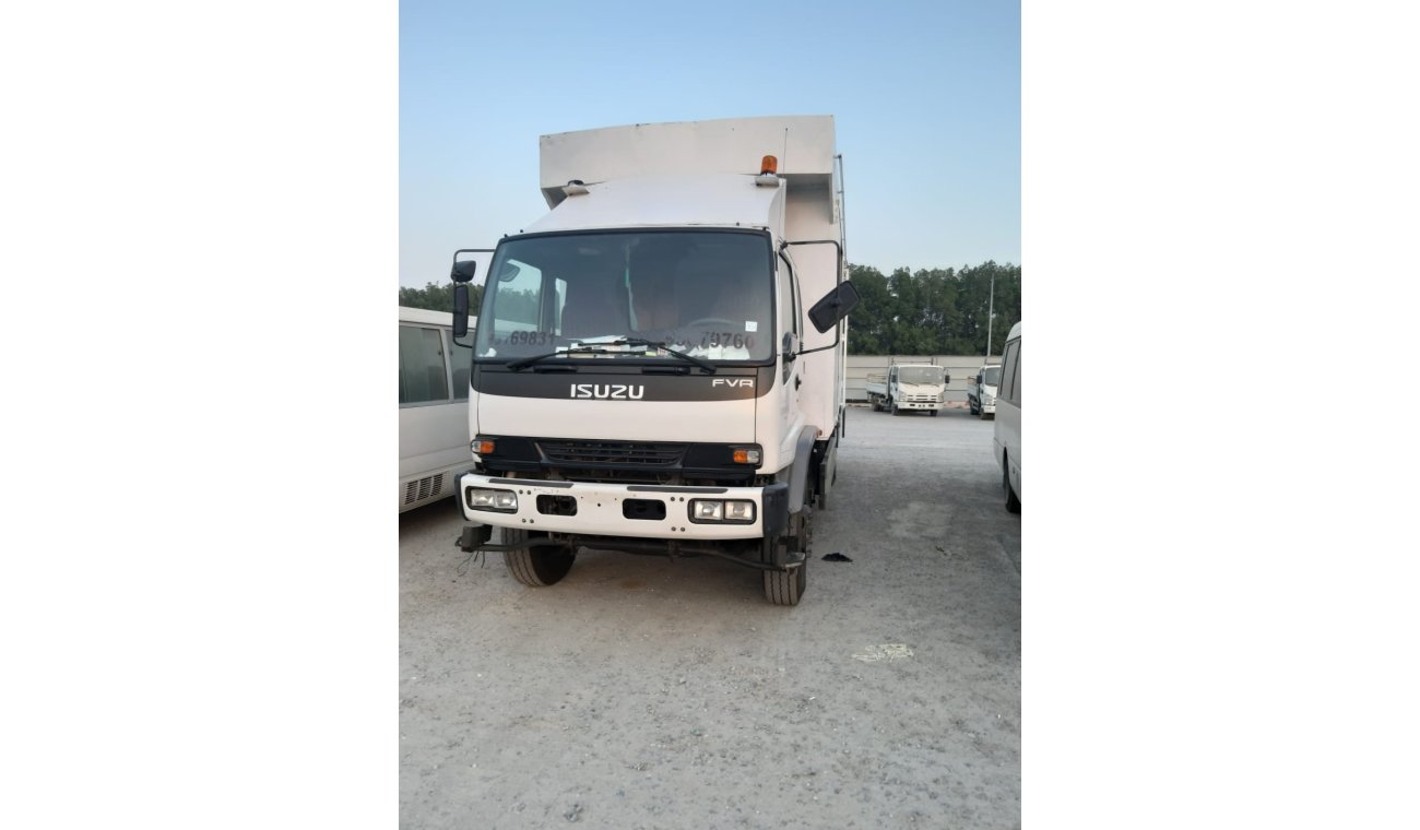 إيسوزو FVR Isuzu Fvr 12 ton pick up Truck, model:2016. Excellent condition