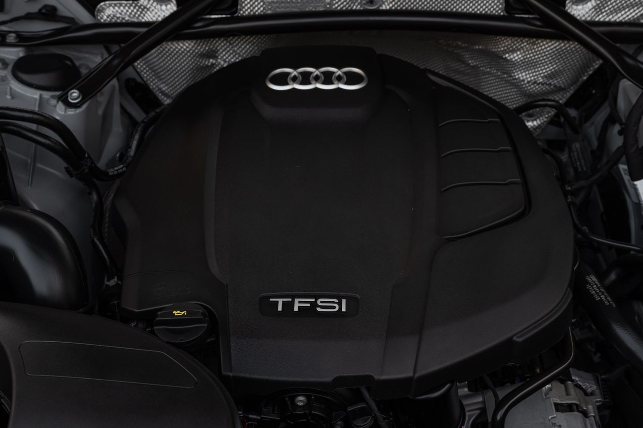 Audi Q5 Q5 S-Line | 3,858 P.M | 0% Downpayment | Audi Warranty! | Ramadan Offer!