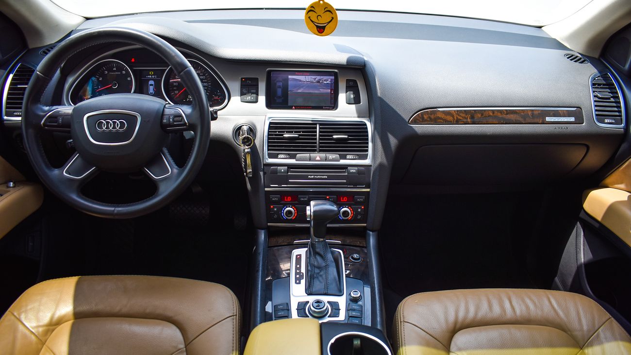 Used Audi Q7 2015 for sale in Dubai 623774