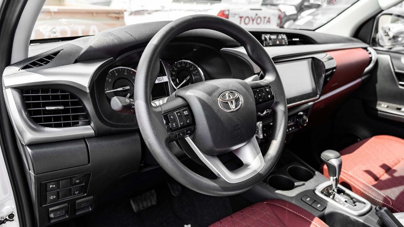 Toyota Hilux 2025 Toyota Hilux SGLX 2.4L AT Diesel (White)