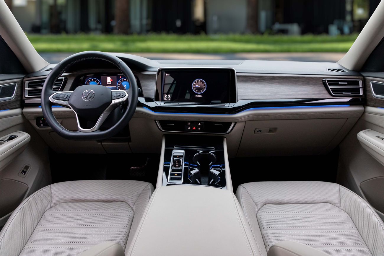 Volkswagen Teramont Comfortline | 2,977 P.M | 0% Downpayment | Excellent Condition!