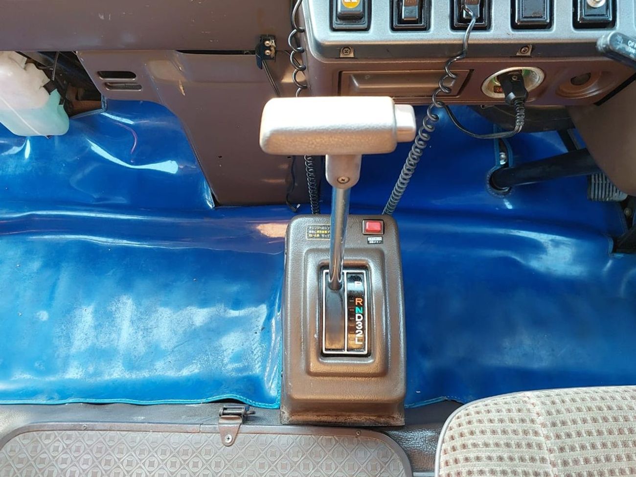 تويوتا كوستر TOYOTA COASTER BUS RHD 1992 MODEL 4.1 L DIESEL AUTOMATIC(PM04795)