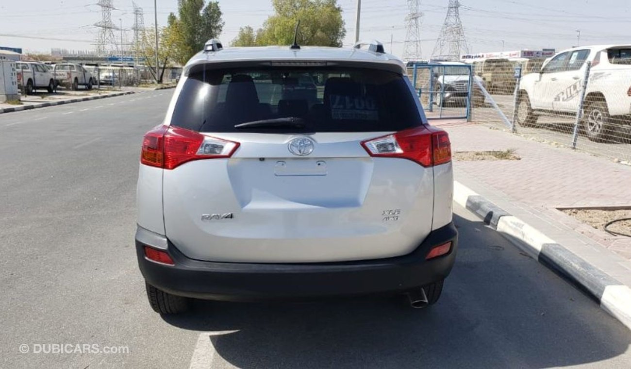 Toyota RAV4 TOYOTA RAV4 XLE 4WD FULL OPTION 2014