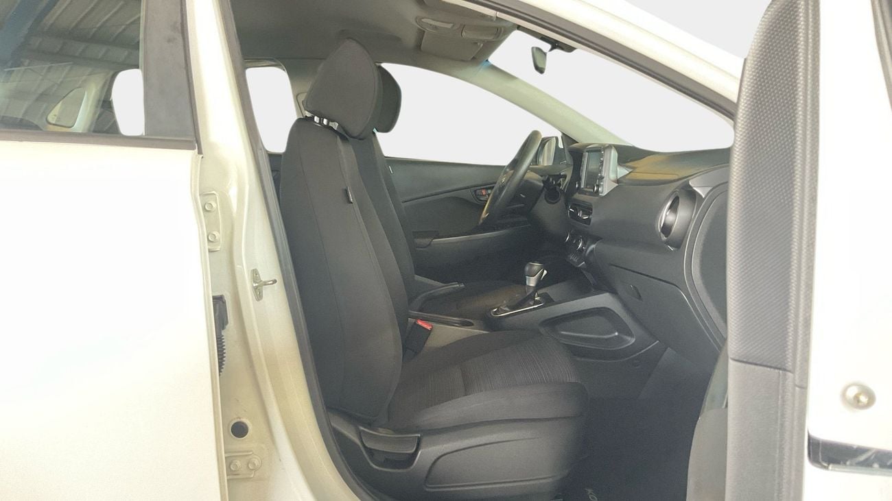 Hyundai Kona 2.0 AUTO SMART PLUS | Guaranteed Warranty | 0 Down Payment