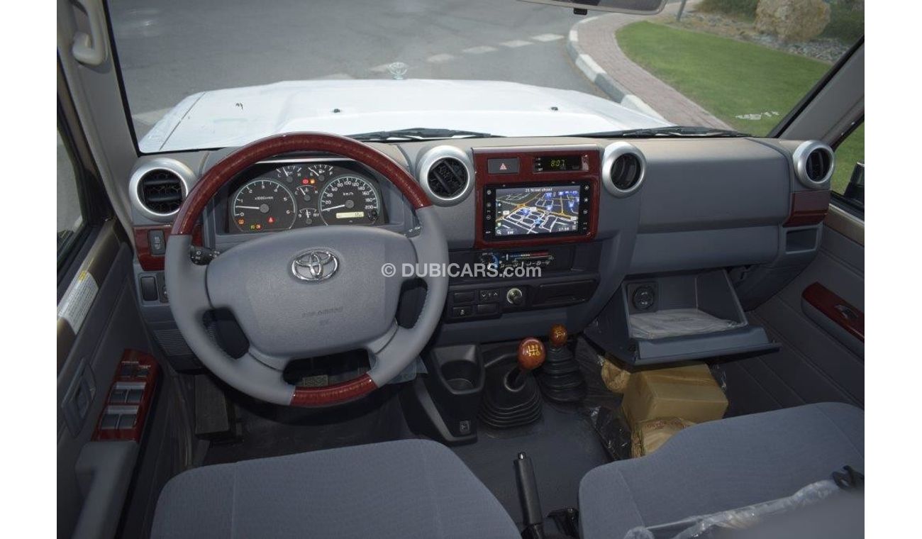 Toyota Land Cruiser Pick Up DIESEL WITH WINCH & DIFF LOCK