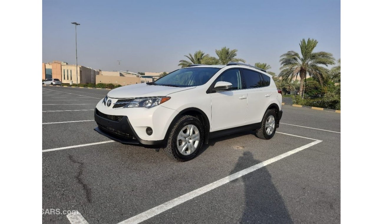 Toyota RAV4 EX Toyota rav_4  (USA-SPEC) 4*4 - 2015- VERY GOOD CONDITION