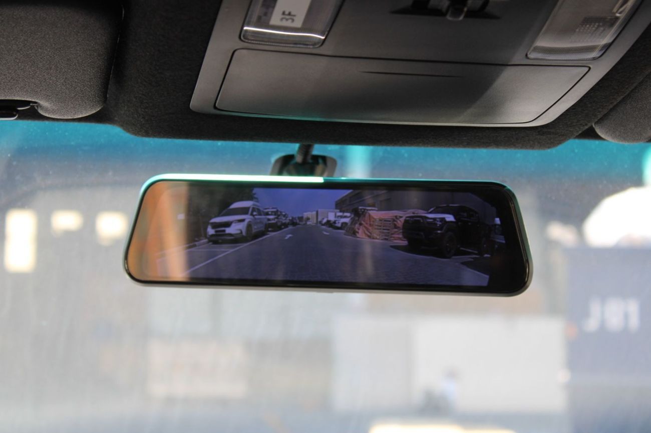 Toyota Hilux 4.0L V6 Adventure With Air Composer ( Ready Stock )