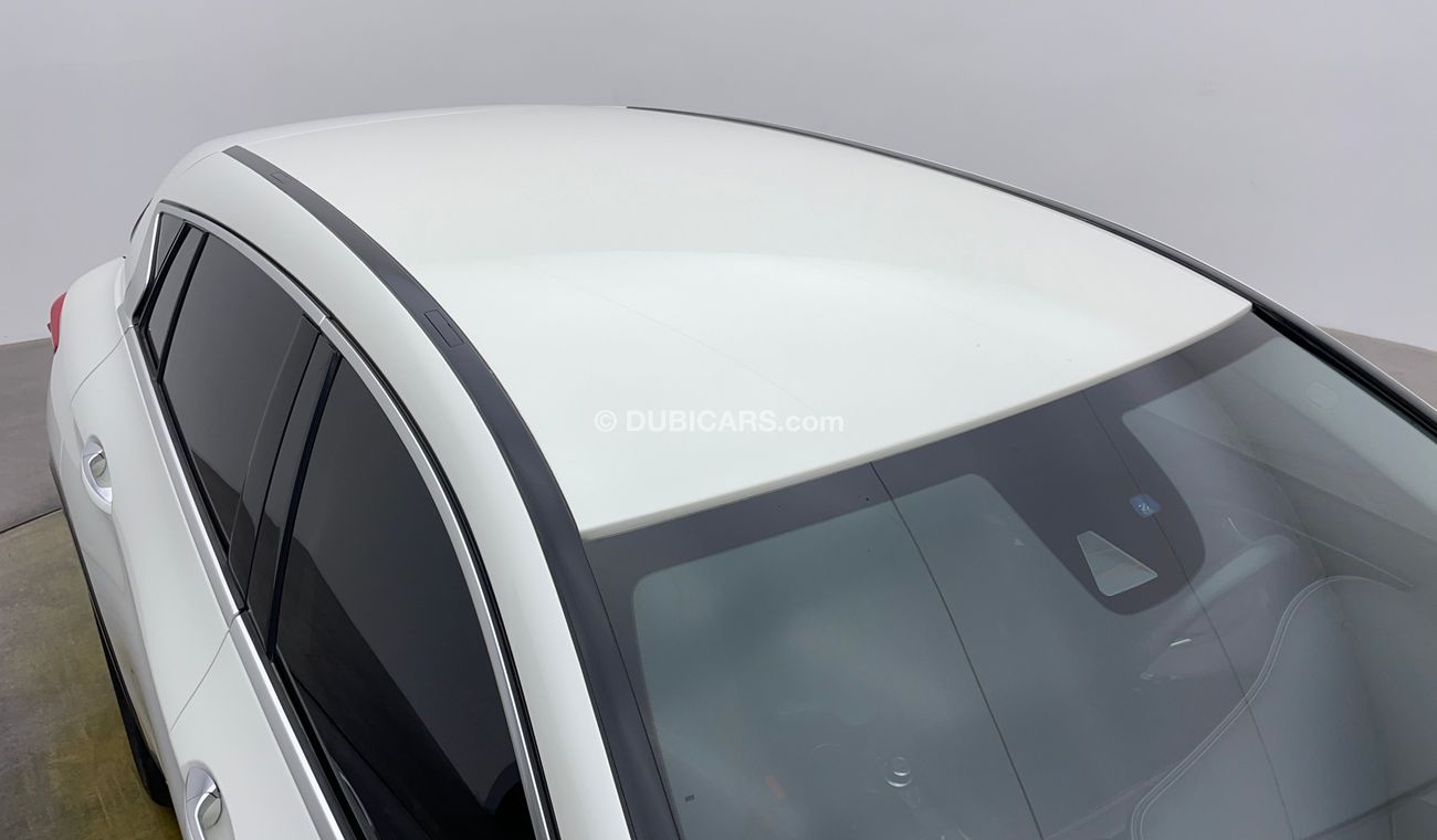 Infiniti Q30 Luxe 1600