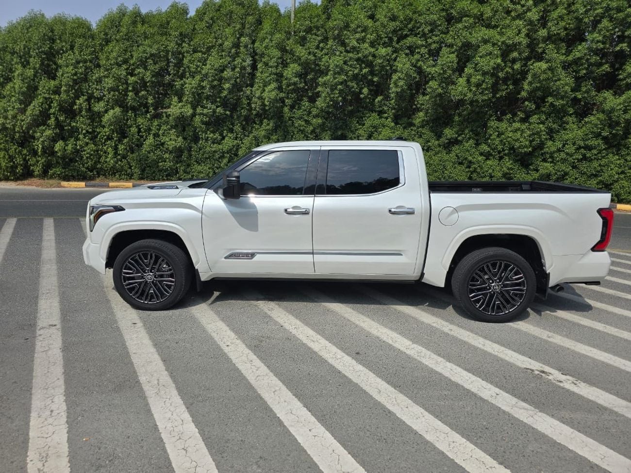 Toyota Tundra Limited