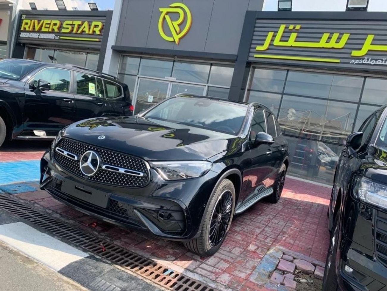 Mercedes-Benz GLC 200 GLC200 4-MATIC 2.0L V4 AT