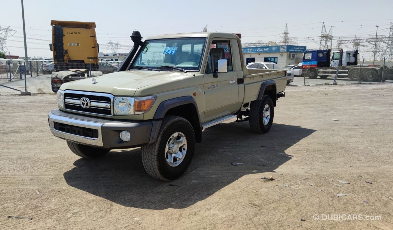 Toyota Land Cruiser Pick Up Ecxlent