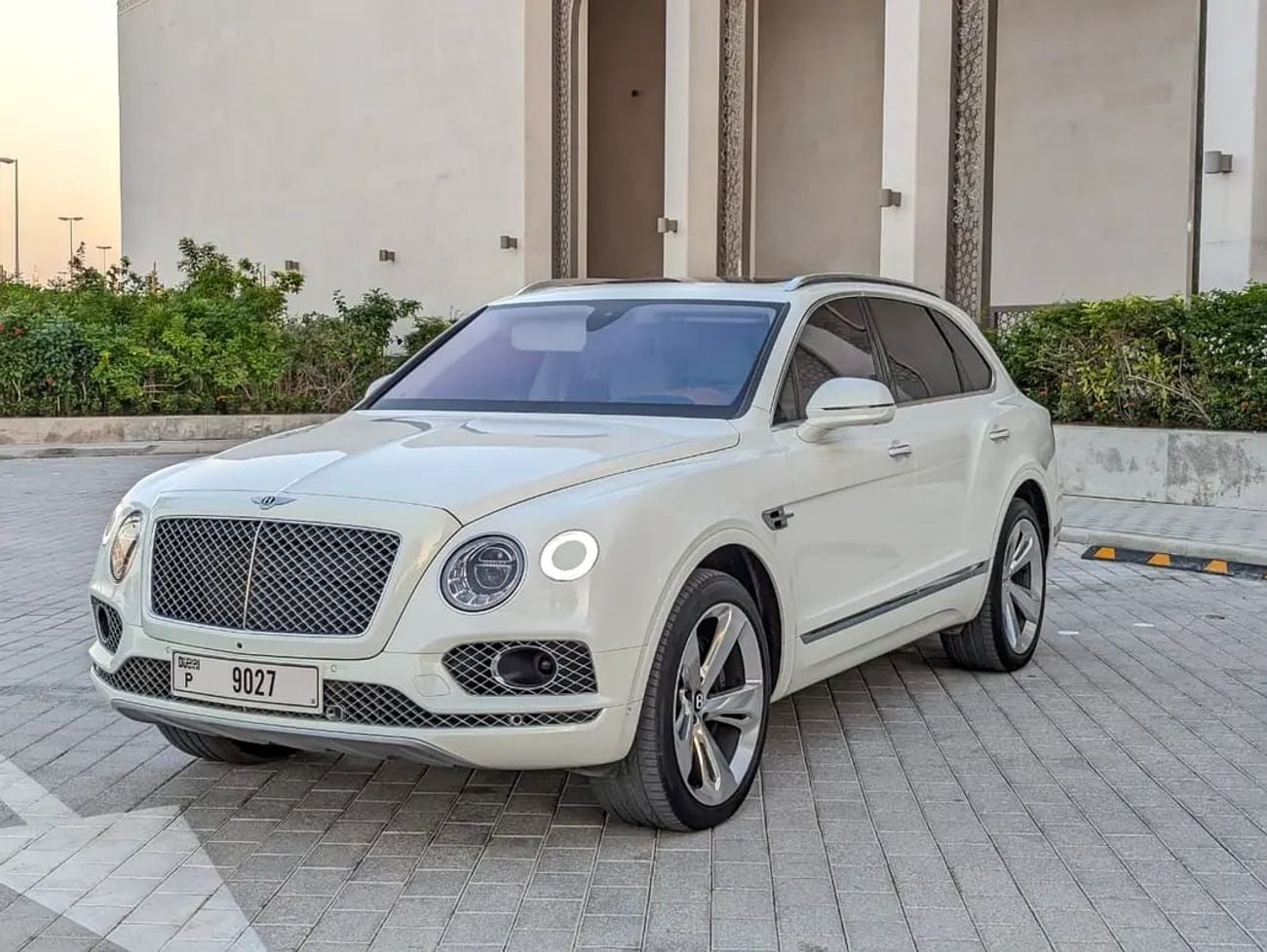 Bentley Bentayga W12 AWD GCC Specs
