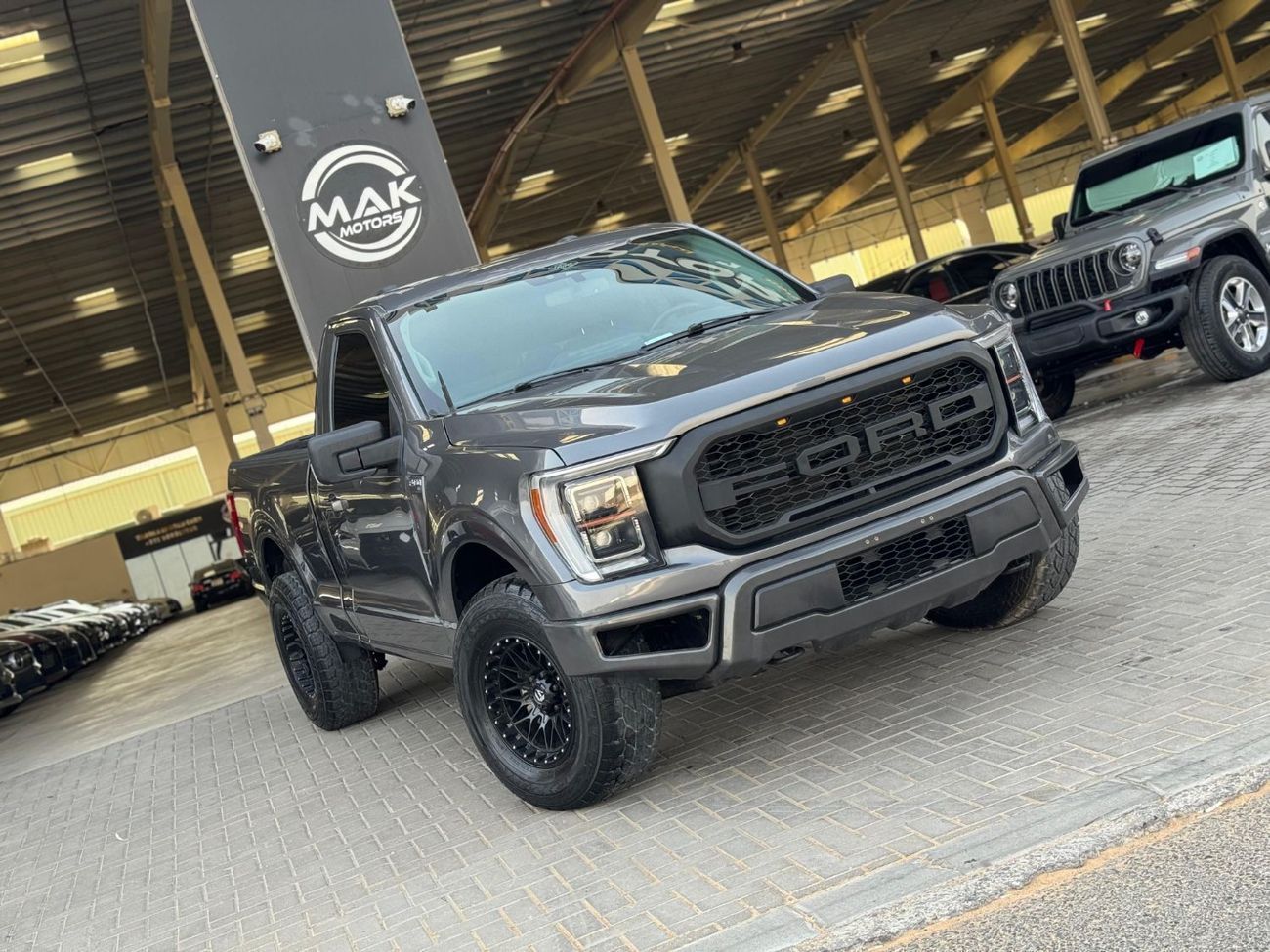 Ford F 150 XLT / 5.0 V8 4X4 / GCC / AGENCY WARRANTY AND SERVICE TILL 2027/ REMOTE START / RAPTOR FACELIFT