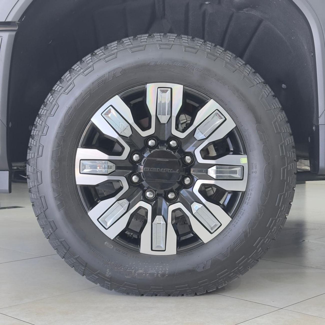 GMC Sierra GMC Sierra Denali 6.6L Duramax Diesel