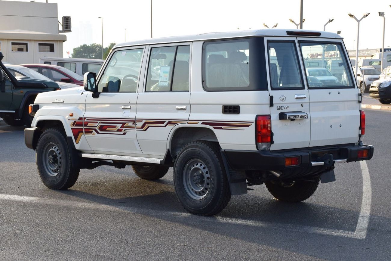 Toyota Land Cruiser LC 78 HARDTOP