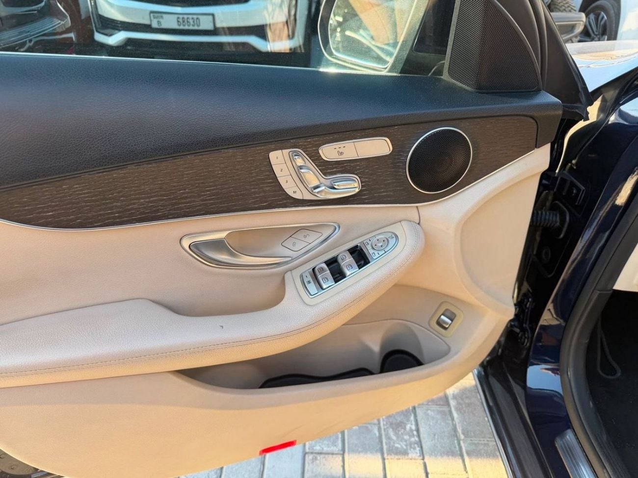 مرسيدس بنز 300 AMG Mercedes-Benz C-Class 300 2019 مواصفات أمريكية