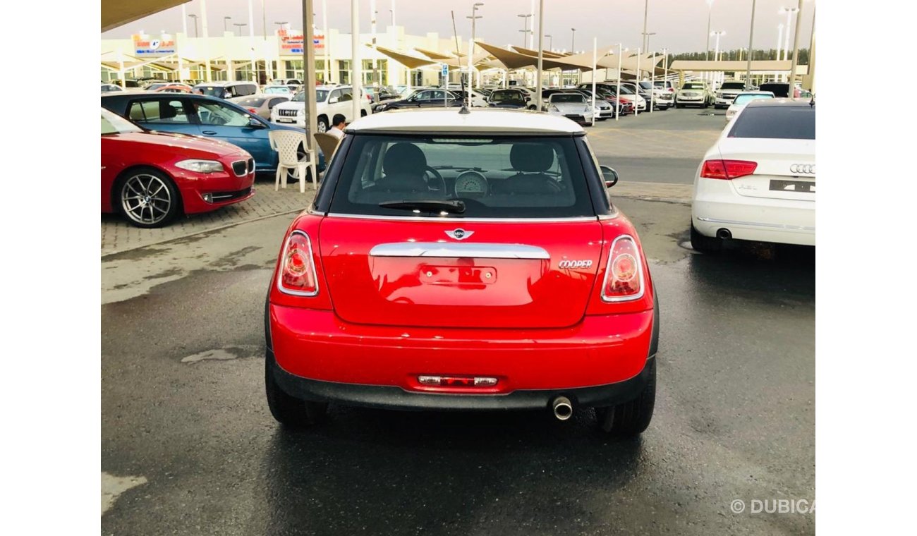 Mini Cooper Mini copper model 2013 GCC car prefect condition full option low mileage panoramic roof leather seat