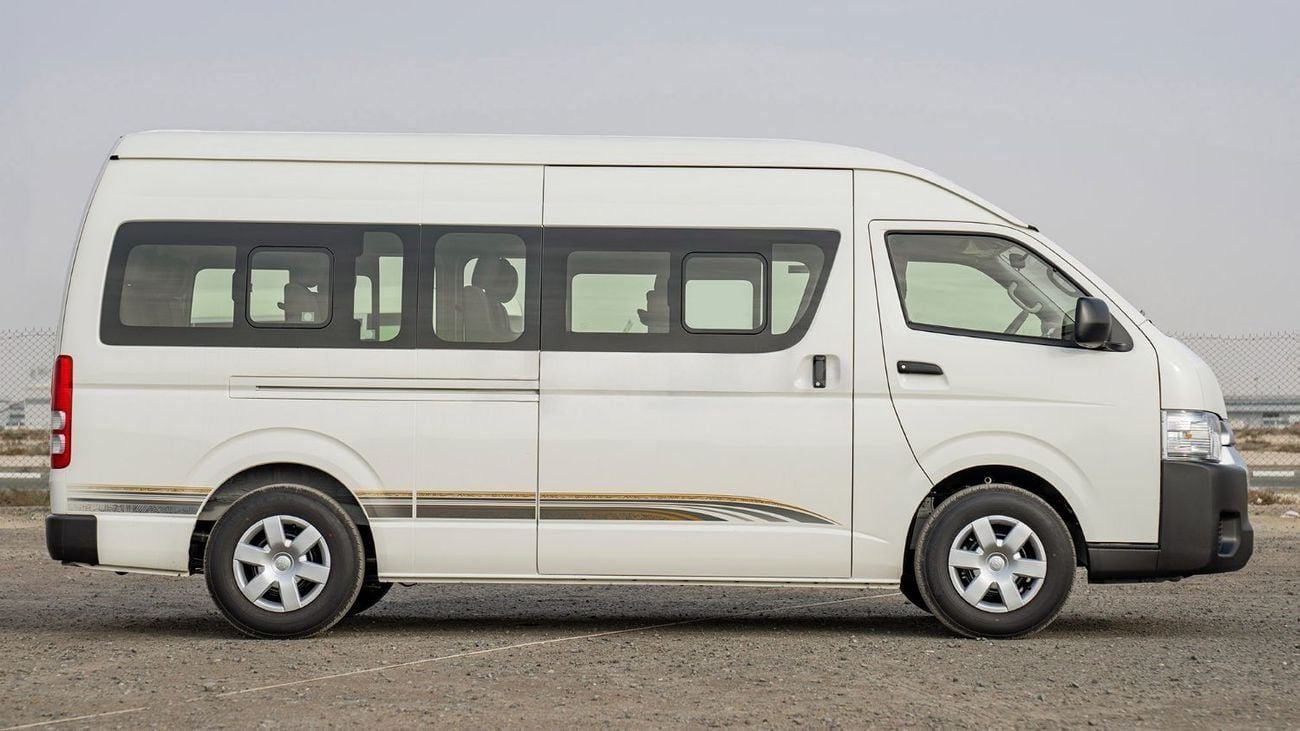 Toyota Hiace GL TOYOTA HIACE HR 2.7P MT 16 SEATER  - WHITE