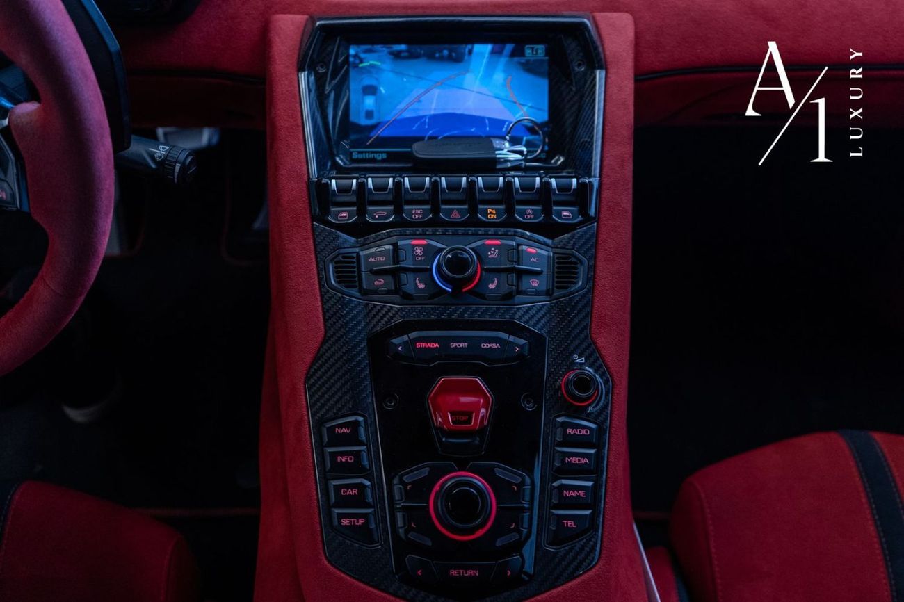 Lamborghini Aventador 6.5L V12 2016 Lamborghini Aventador LP700-4, Full Service History, SVJ Kit, Very Low Kms,