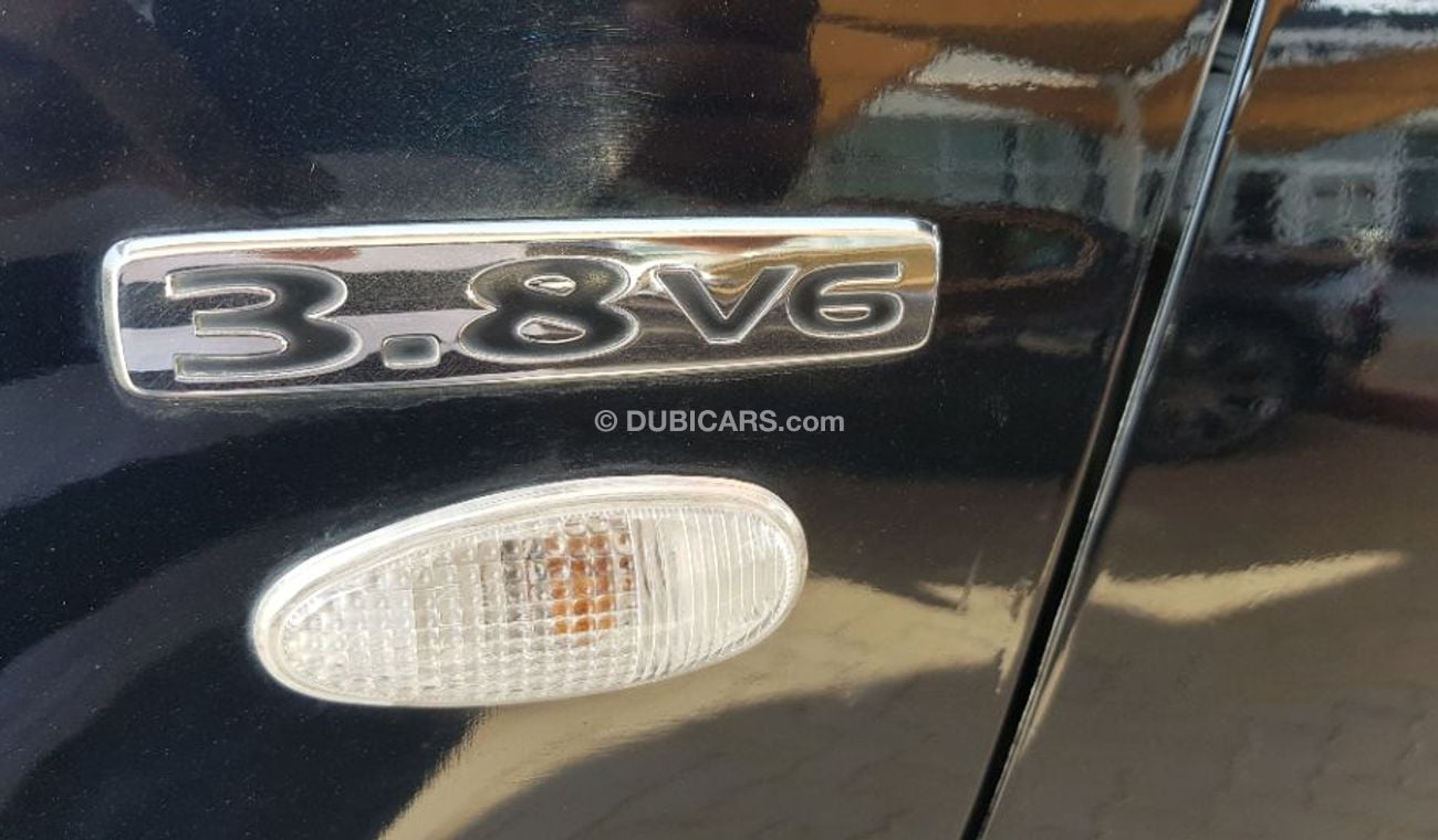 Mitsubishi Pajero 2007 model 3.8 gls 4 wheel drive full options Gulf specs