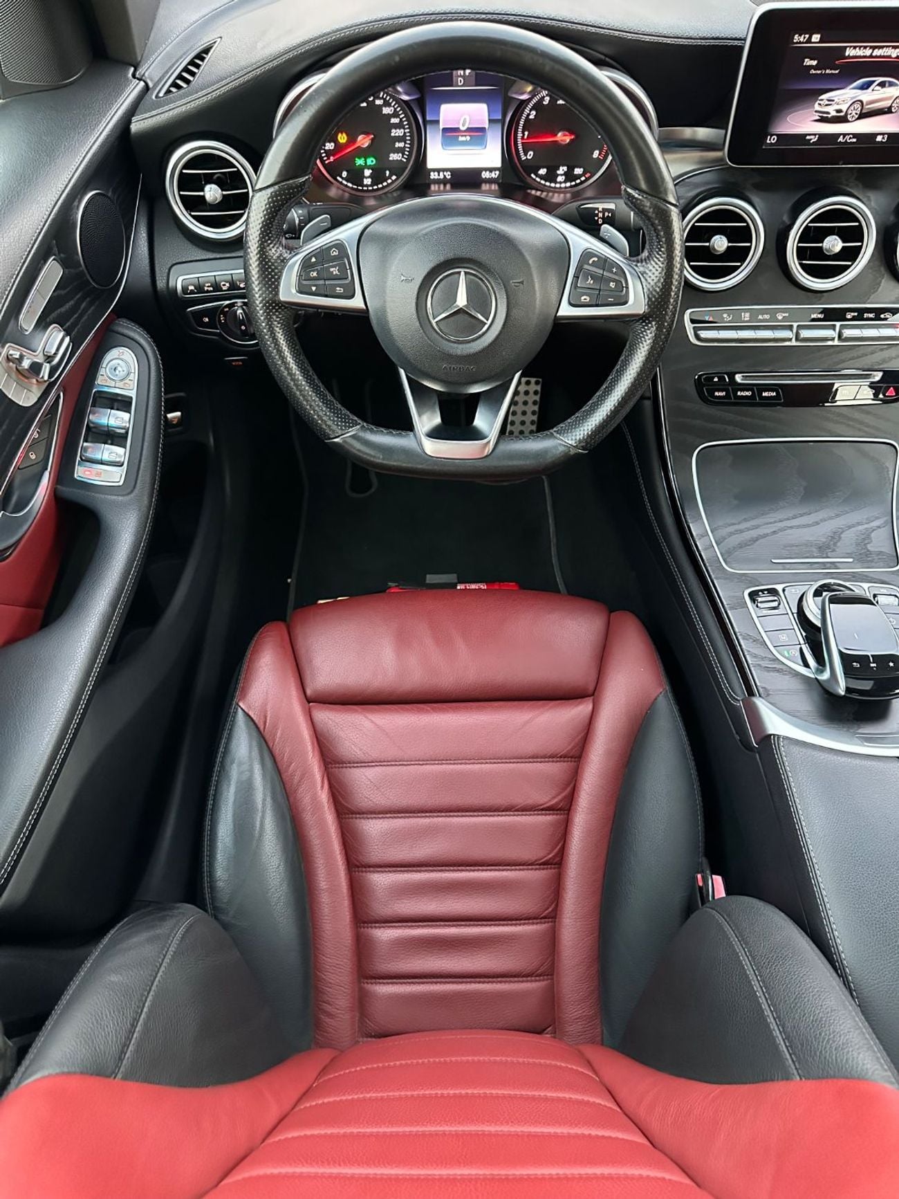 Mercedes Benz GLC250 AMG